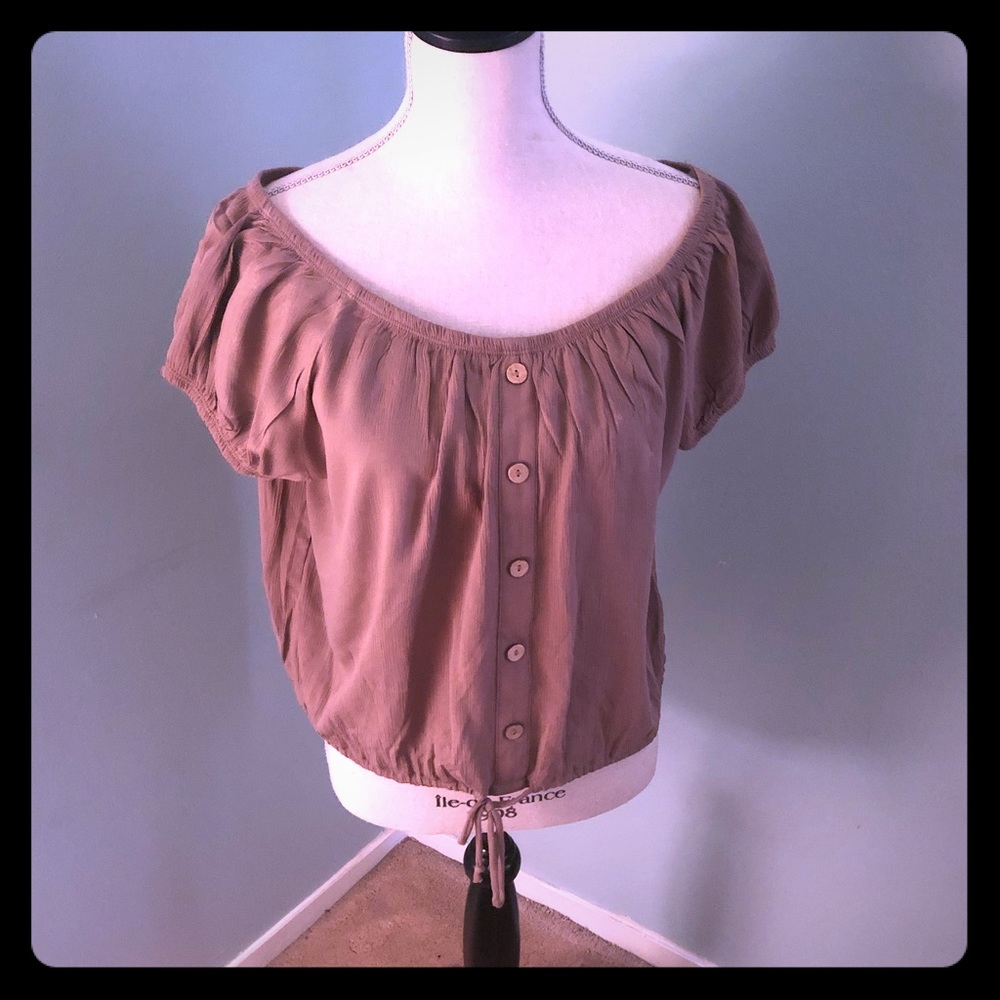 Caramel short sleeve crop top w/bottom tie